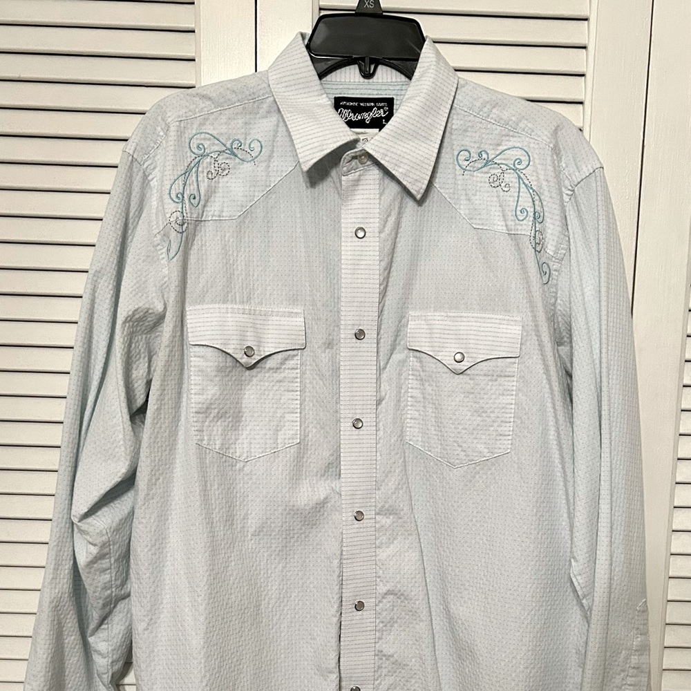 Wrangler pearl snap